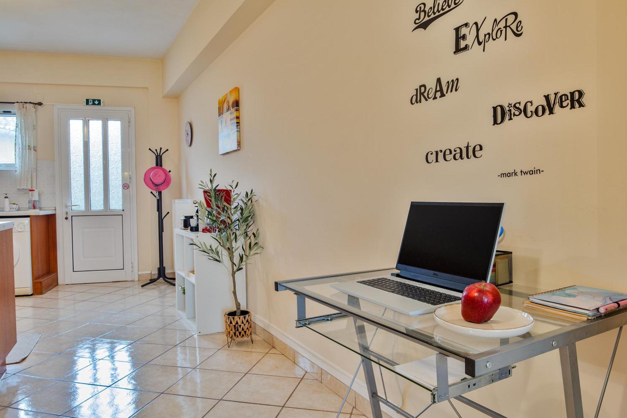 House Of Velenia - 2 Bedroom Apartment Near Old Town, Airport And Bus Station Corfu  Exterior foto