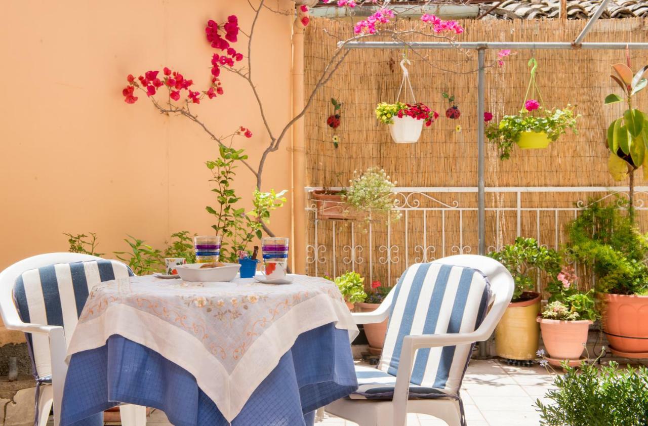 House Of Velenia - 2 Bedroom Apartment Near Old Town, Airport And Bus Station Corfu  Exterior foto